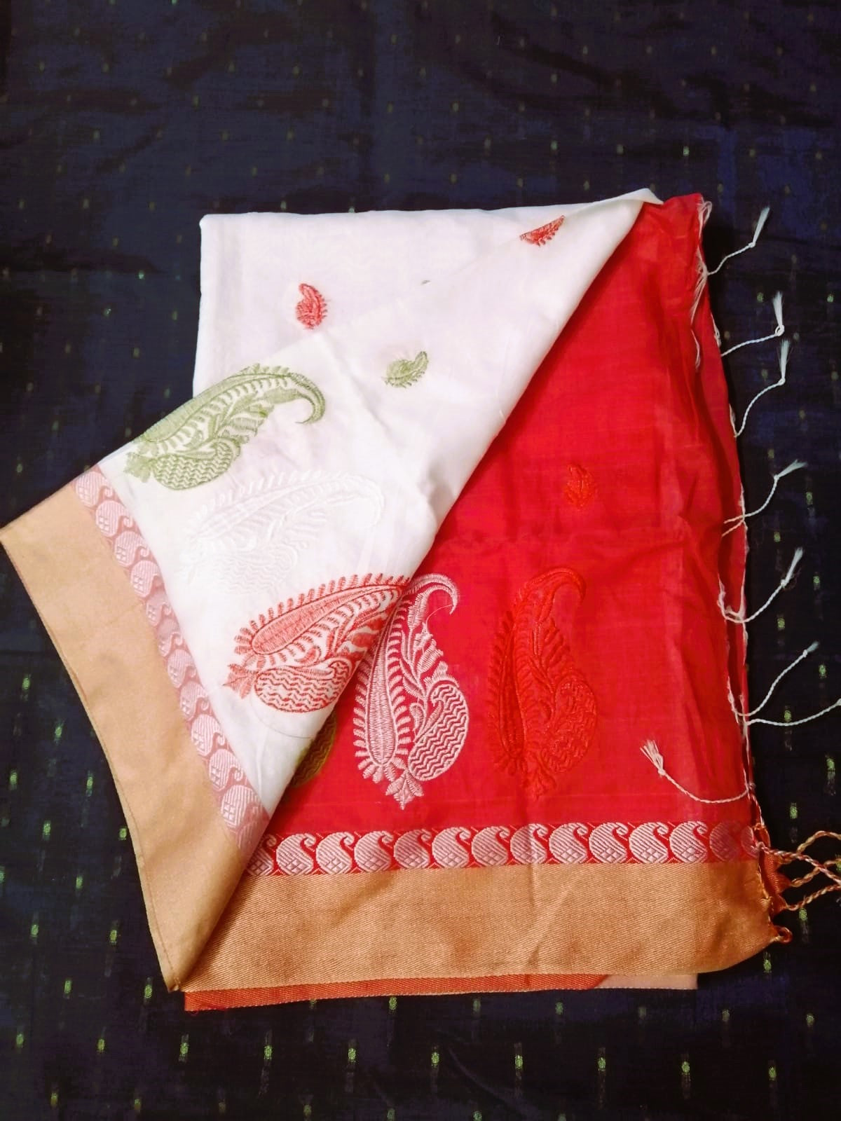 White Khadi Cotton Handloom Saree