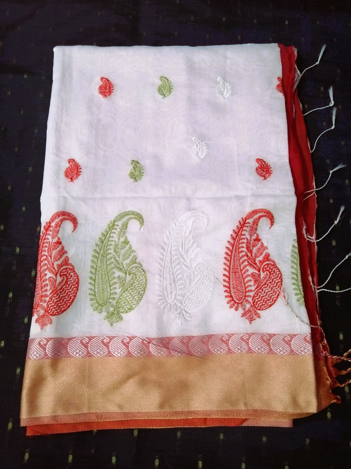 White Khadi Cotton Handloom Saree